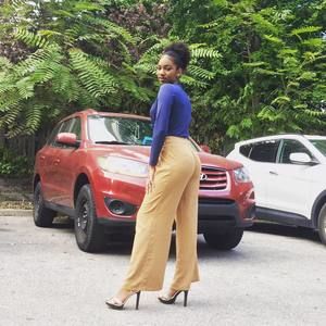 Meet your Posher, Adama